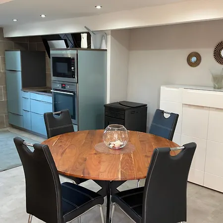 別荘 Ferienhaus-am-moselufer